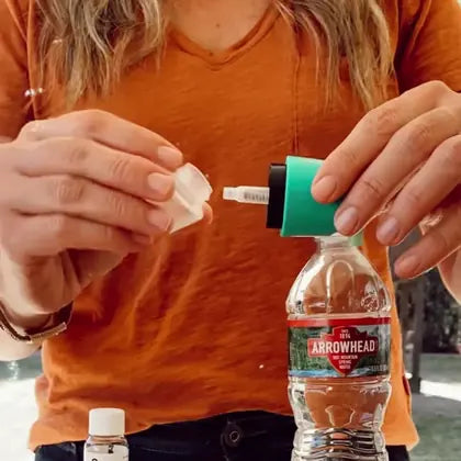 Filling the cap with foaming hand soap
